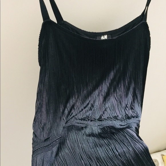 Dress - Picture 3 of 9